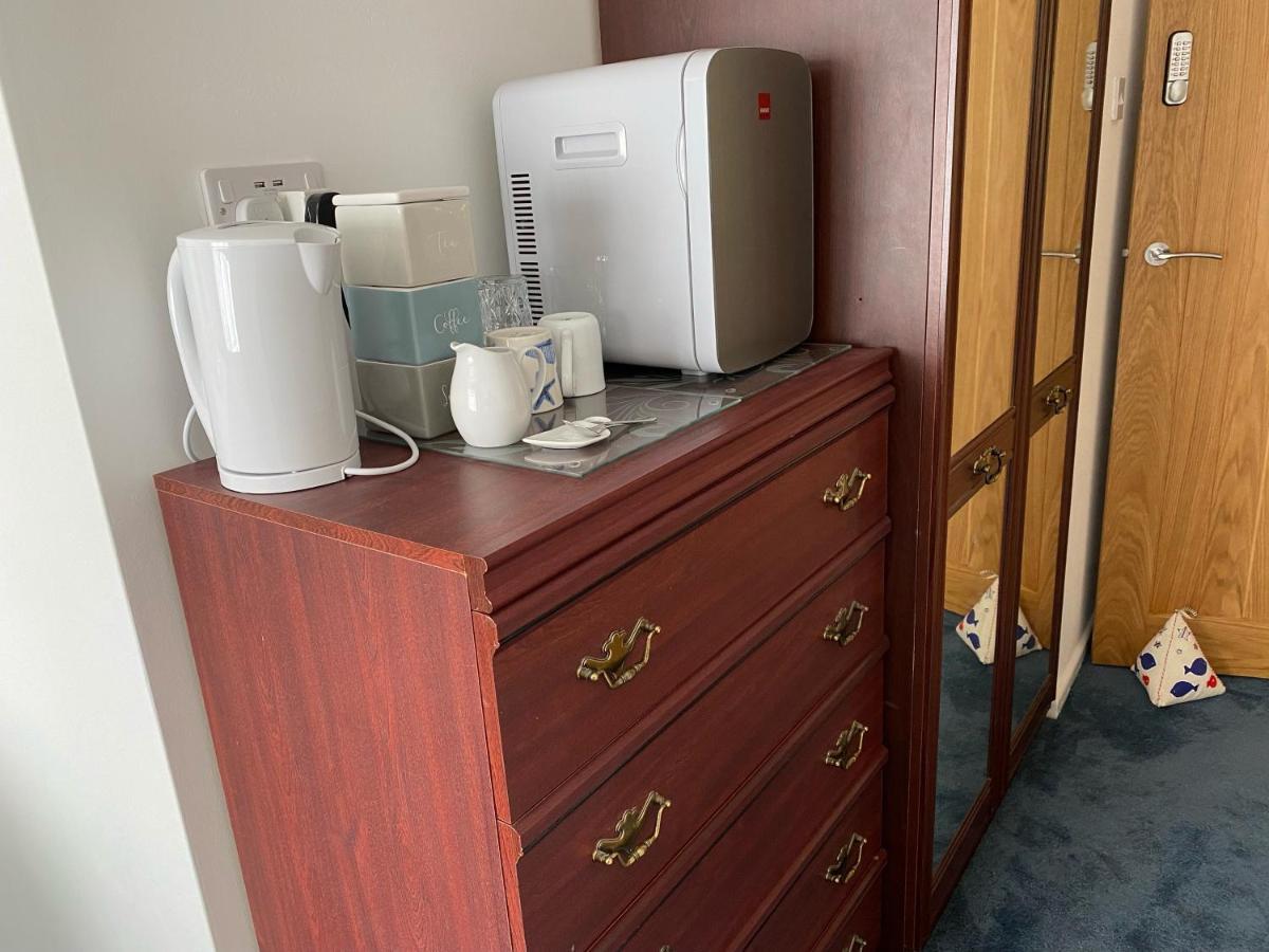 Pagham Getaways Hotel Bagian luar foto